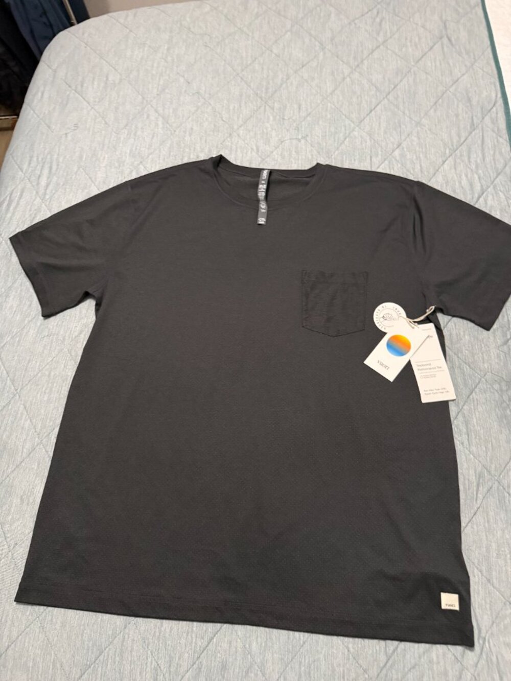 NWT Mens black crewneck Vuori Strato Pocket Tee XXL